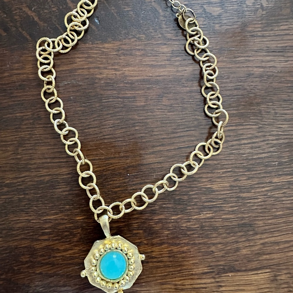 Gold-Tone Necklace with Turquoise Center Pendant